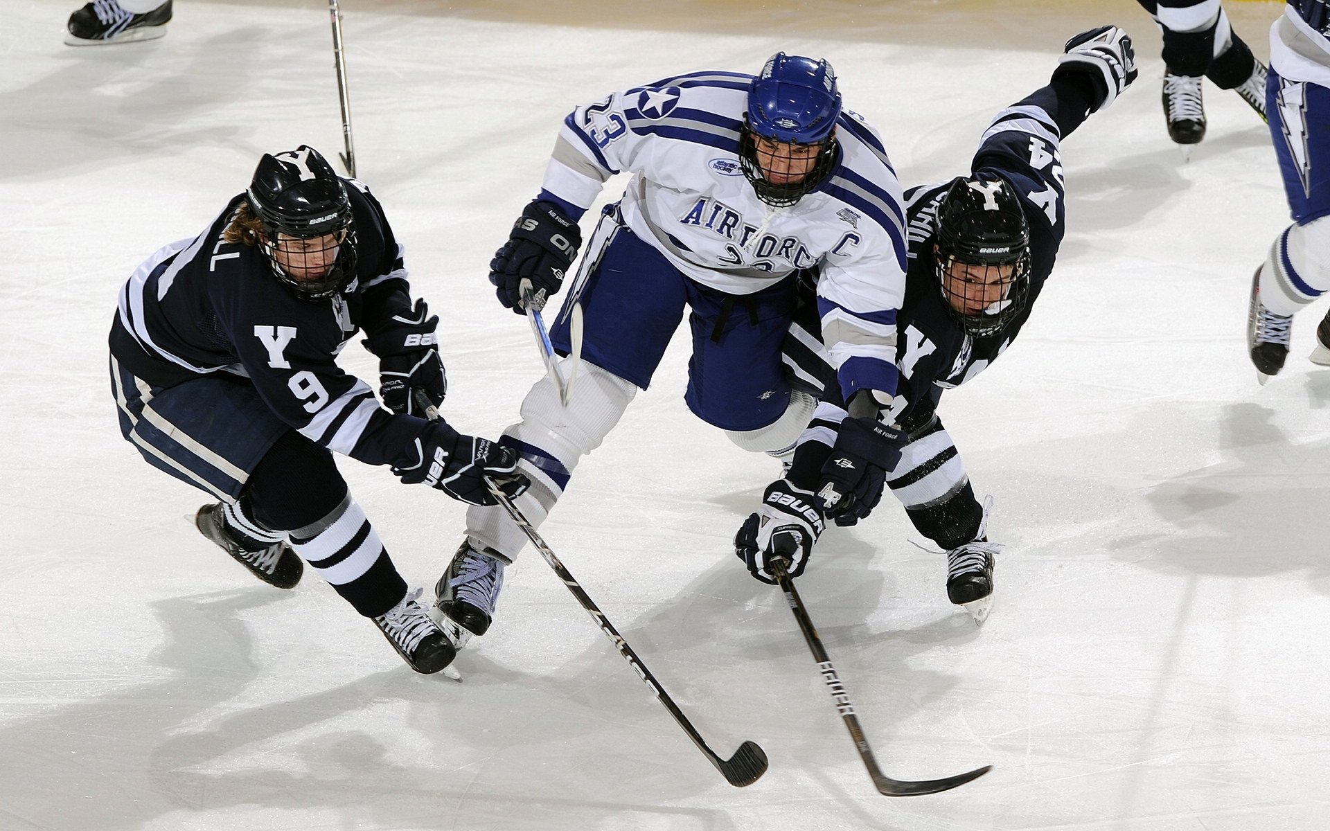 北非雄狮鏖战日耳曼战车，格列兹曼一锤定音书写关键传奇