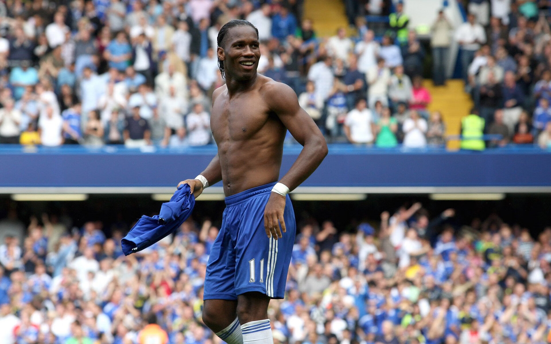 掘金全面压制雷霆,小贾伦在德甲争冠战接管比赛