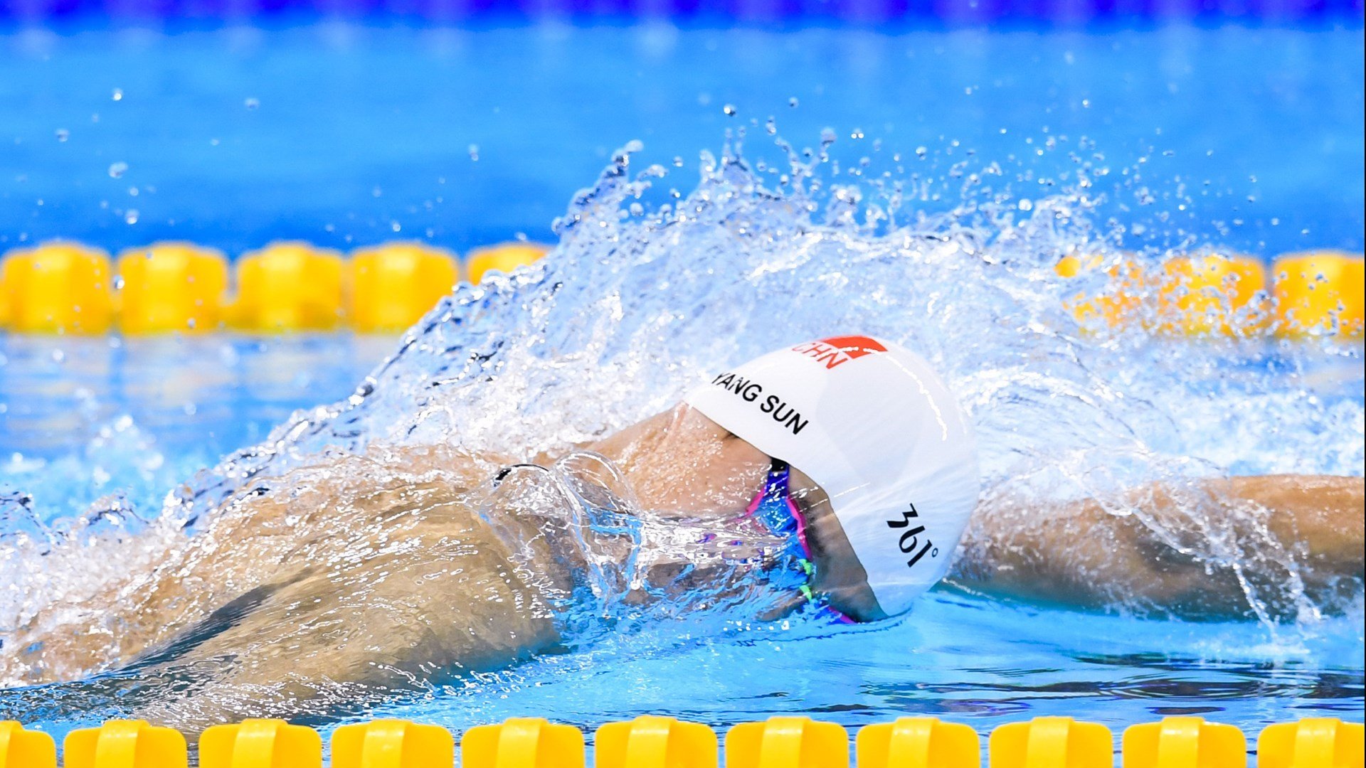 绿茵场上的横扫与球台前的烈焰,当法国队遭遇葡萄牙,马龙状态如日中天